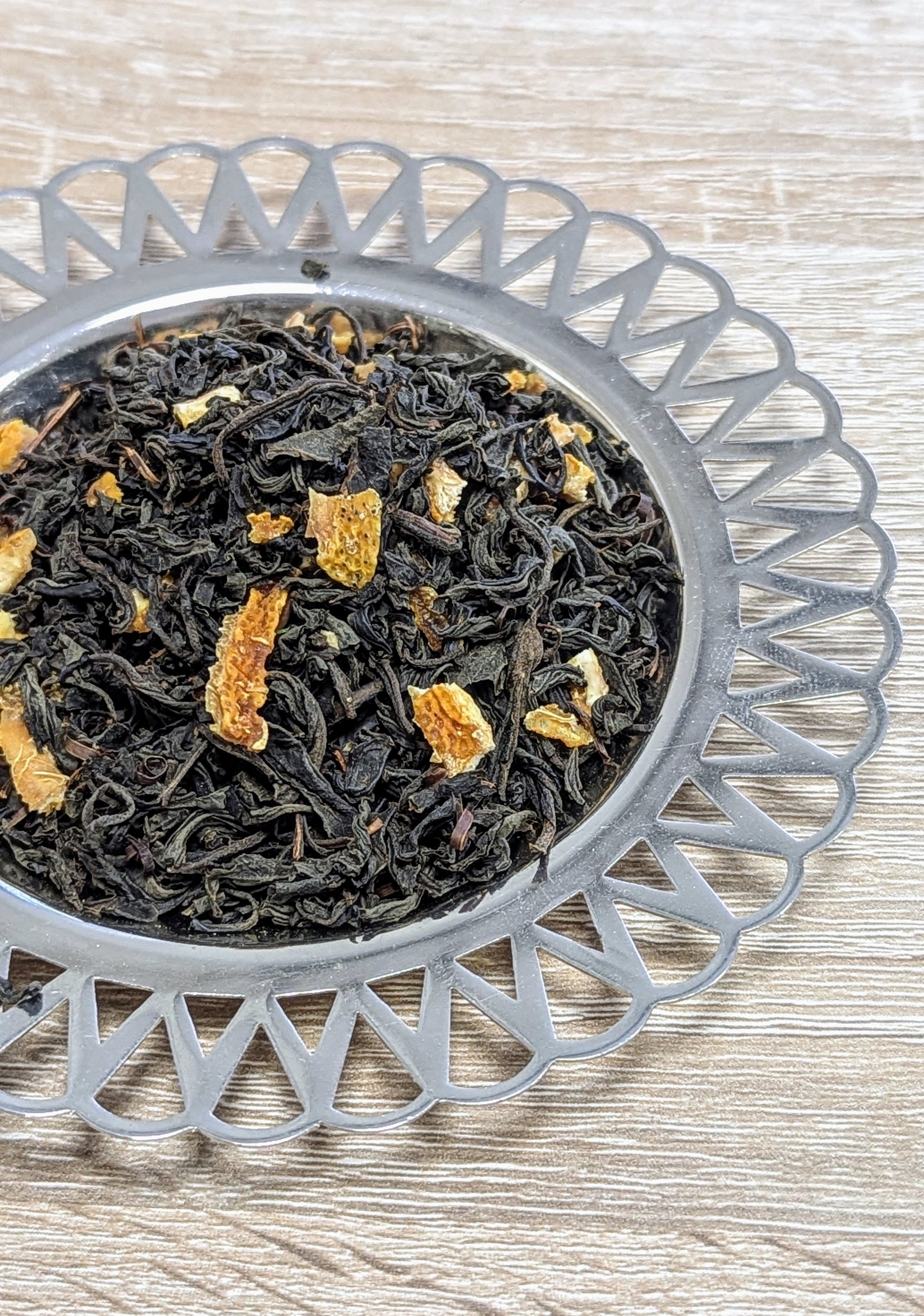 Japanese black tea with organic yuzu peels